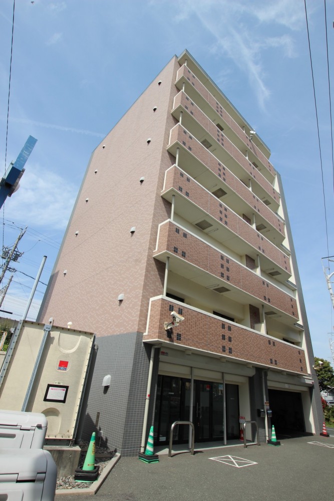 浜松駅徒歩圏内で駐車場1台つきは嬉しい。