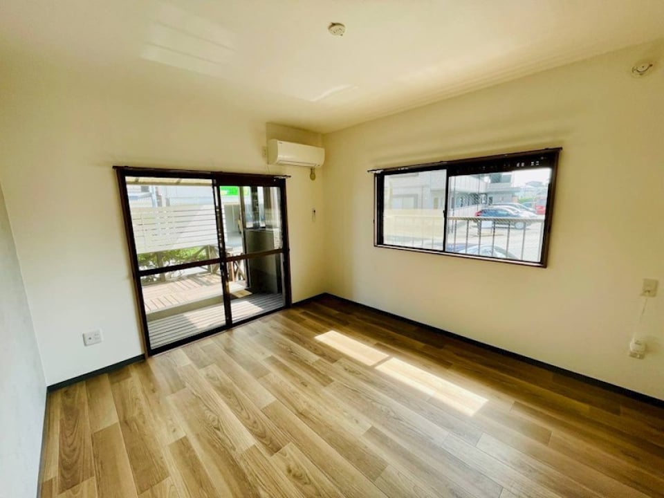 角部屋で2面採光です