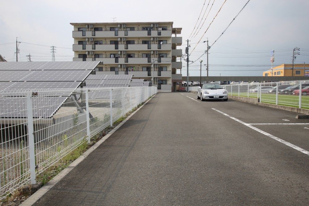 縦列区画の駐車位置になる場合もあるので確認を。