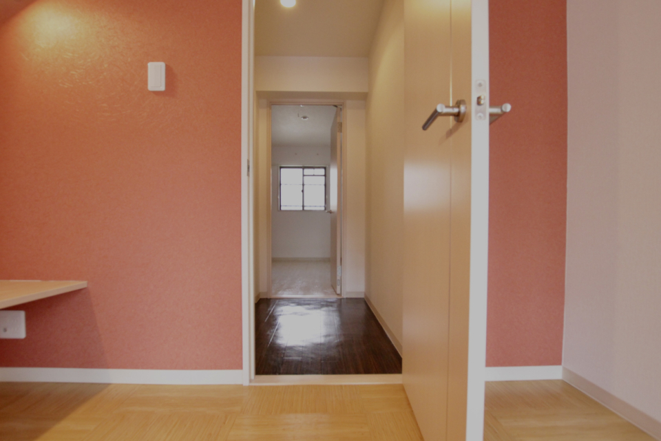 扉の先はウォークスルークローゼット