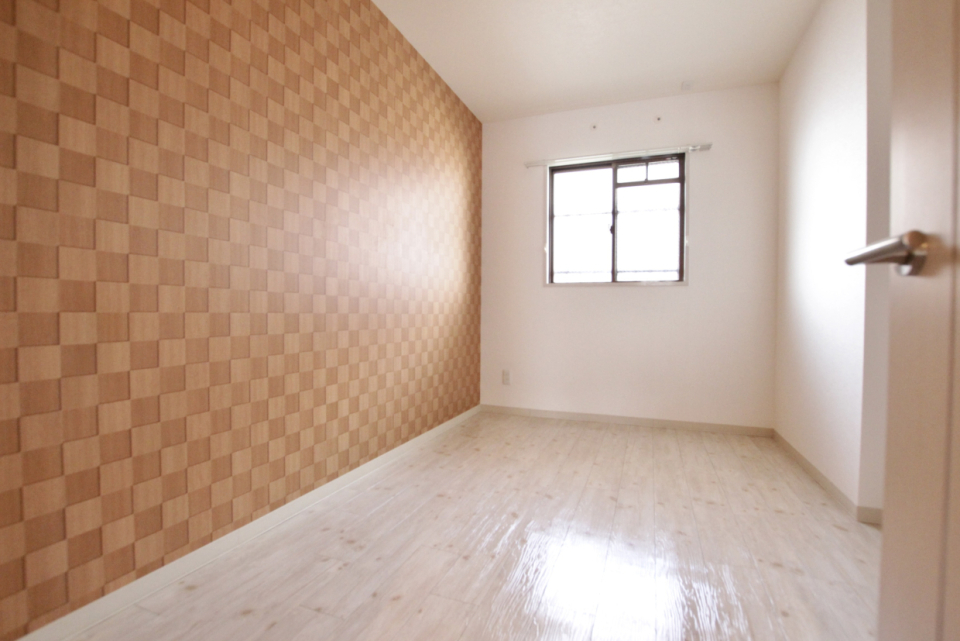 クロスが特徴的