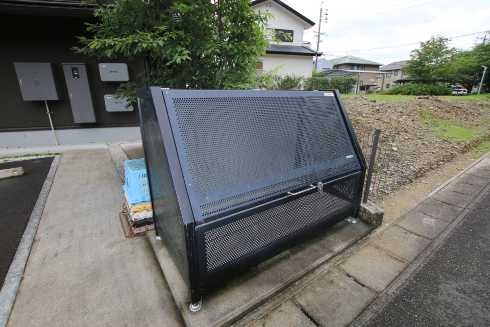 ごみ置き場