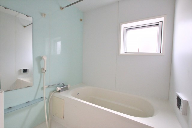 浴室乾燥機能も備えたバスルーム
