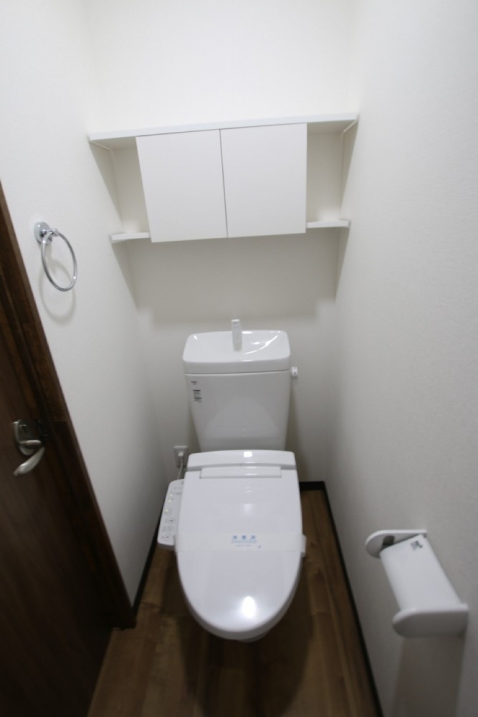 トイレには収納が！ありがたいことです、、、