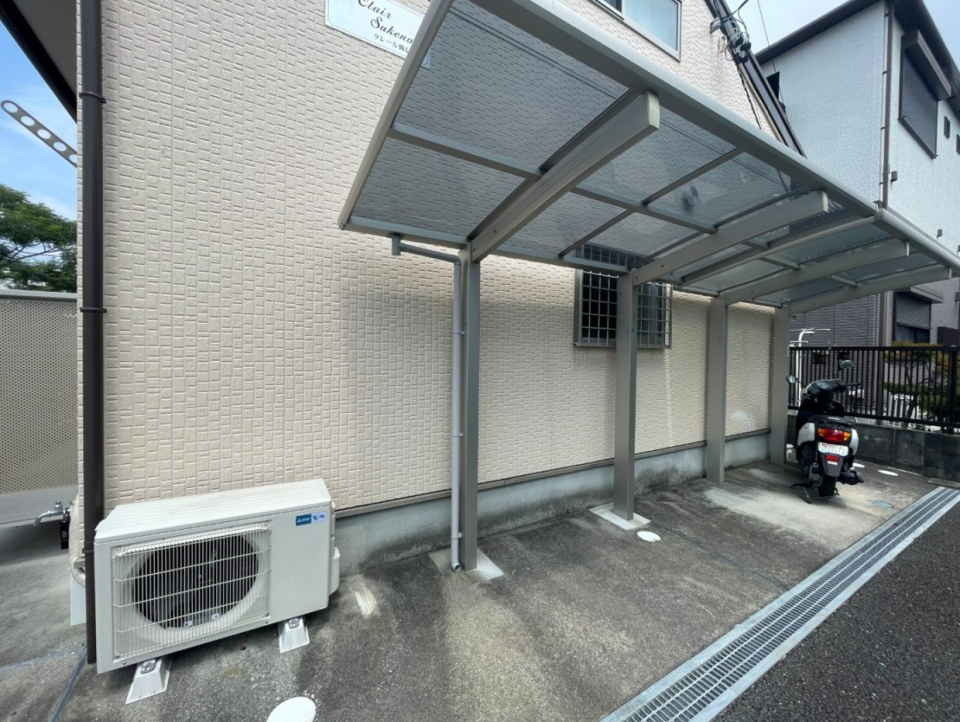 屋根付き駐輪場まであります