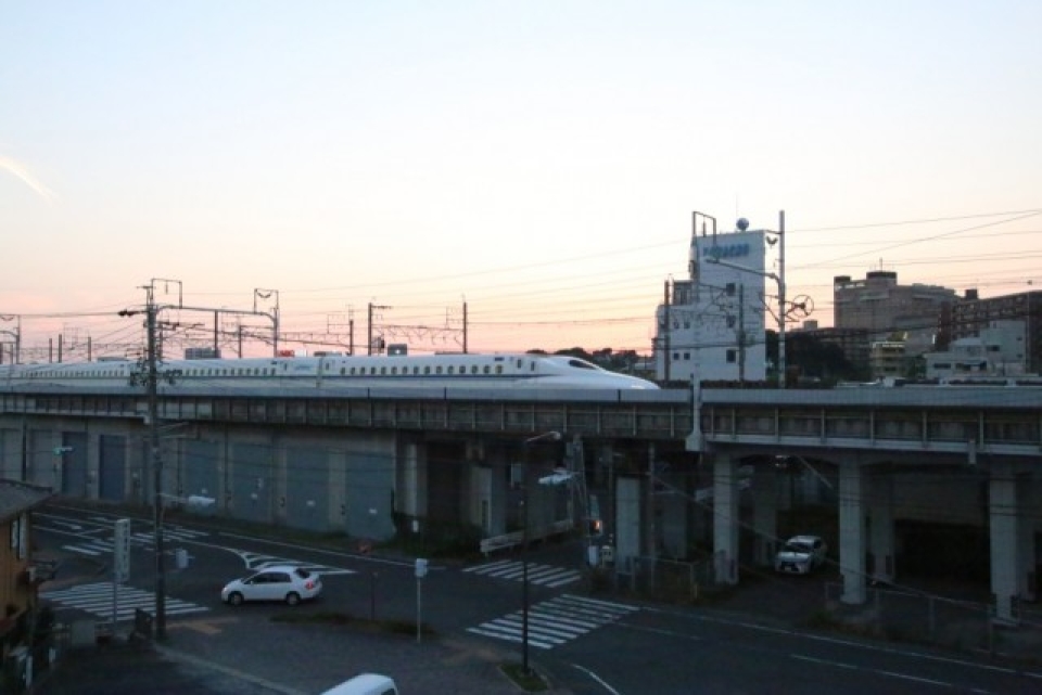 寝室からは駅チカを実感出来る光景を目にすることが出来る。