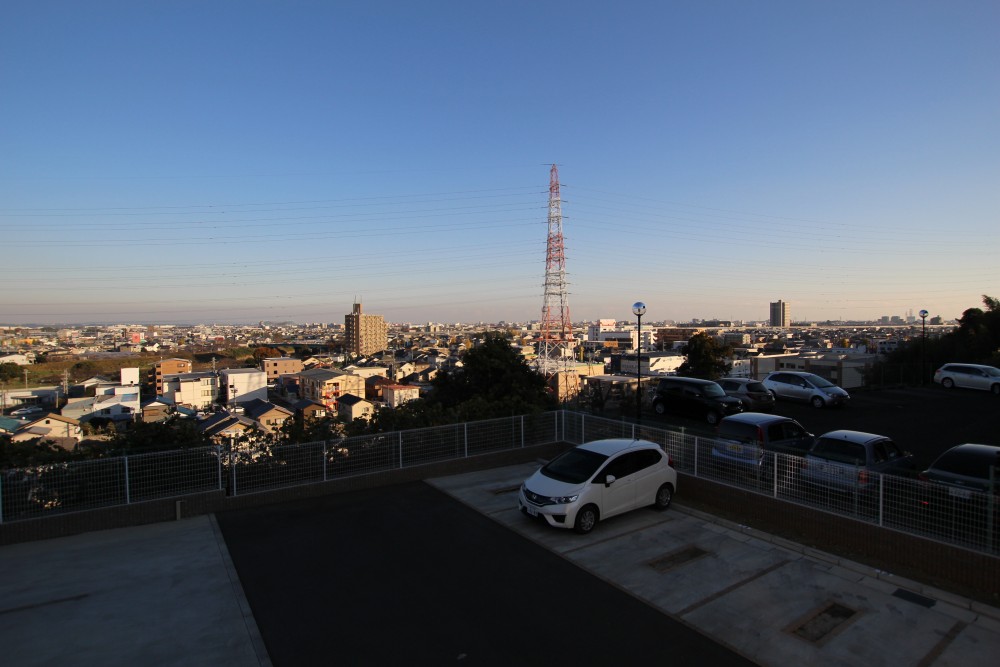 お部屋からは上島の町を一望、夜景はもっと綺麗に！？。