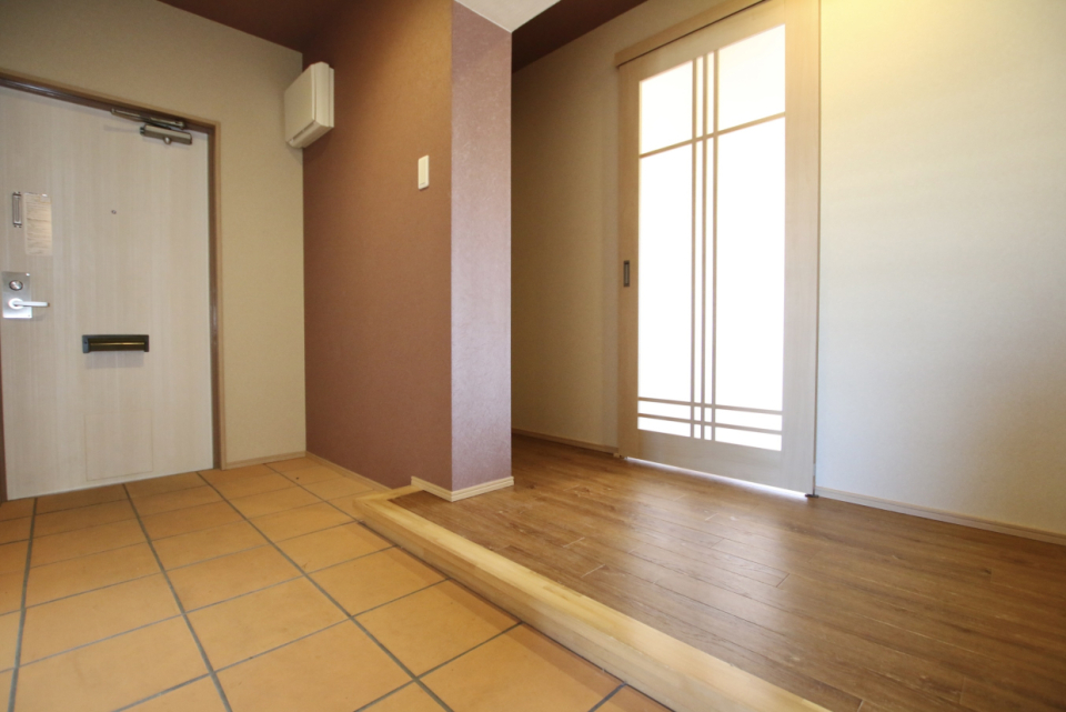 LDK前で靴やスリッパを履き替えるという面白い間取り