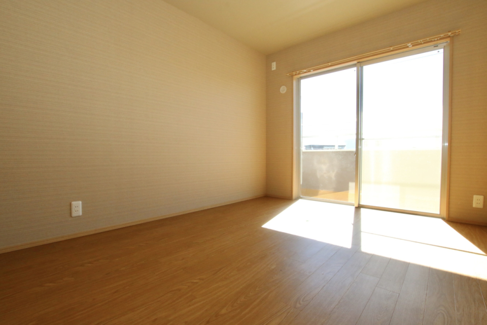 バルコニーに面していて明るい