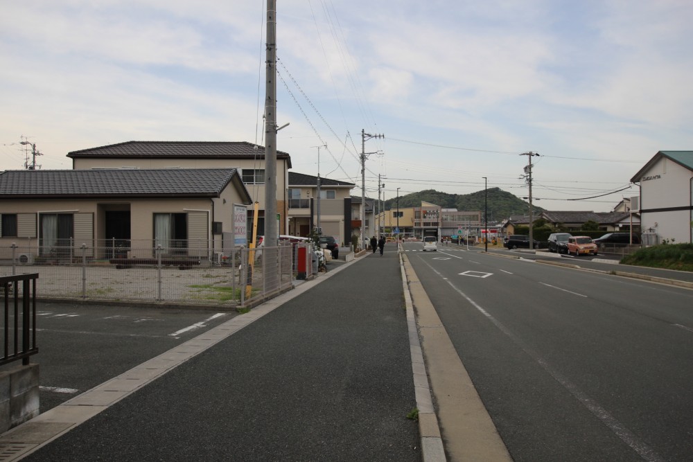 JR新所原駅から徒歩3分の好立地。