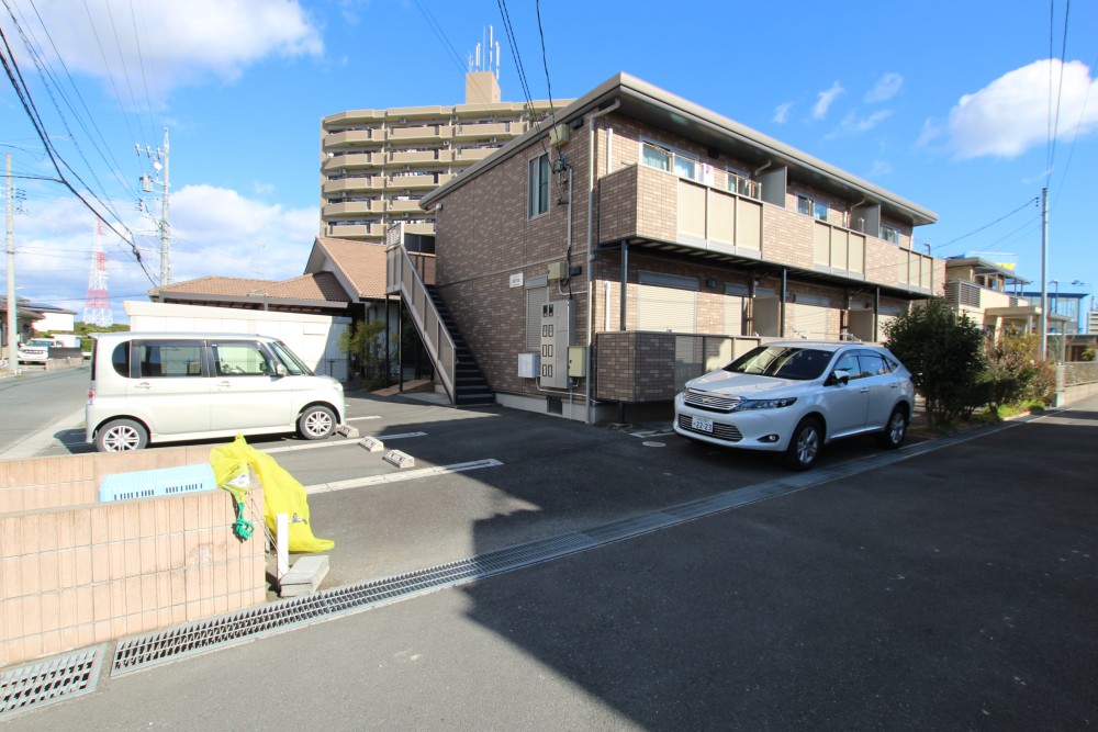 人気エリア上島。浜松の東西南北アクセスしやすい立地が魅力。