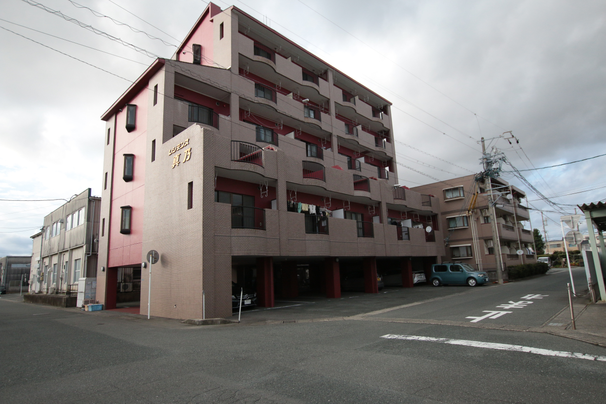このバルコニーは3階の特権です