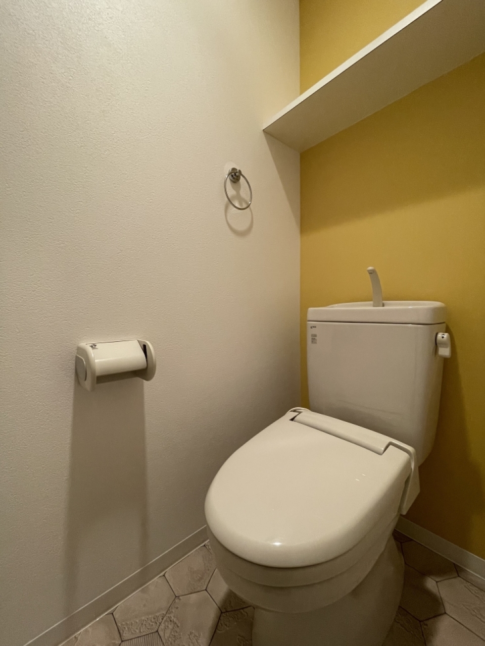 トイレは黄色