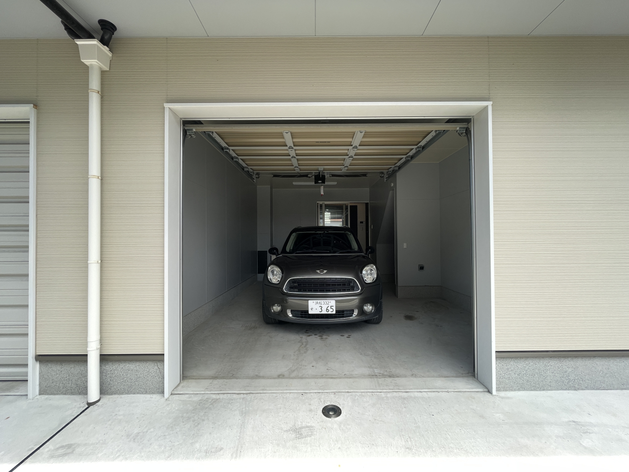 セキュリティ面でも安心感のある、独立した駐車スペース