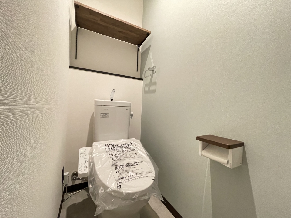 トイレ※写真は他のお部屋の物を使用しています。現状と異なる場合があります。