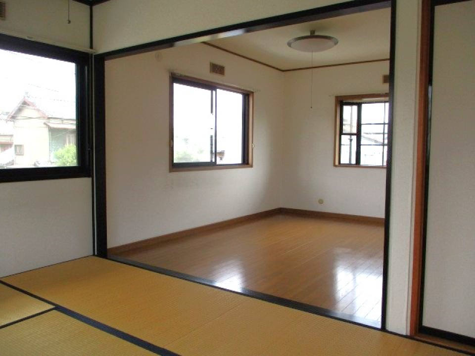 和・洋ミックスのお部屋作り
(写真は2階のお部屋です)