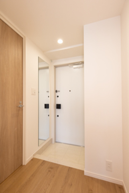 玄関※写真は同タイプ住戸です。