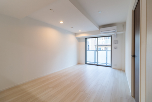 バルコニーへのアクセスも出来ます。※写真は同タイプ住戸です。