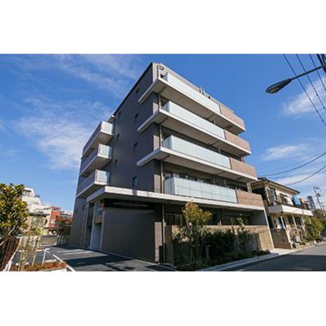 街になじむスタイリッシュな外観