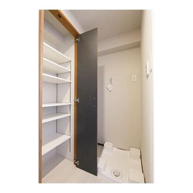 収納はたっぷりと※写真は同タイプ住戸です。