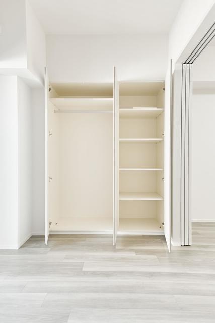 区切りもついてるから、収納も楽ですよね！
※写真は同タイプ住戸です。