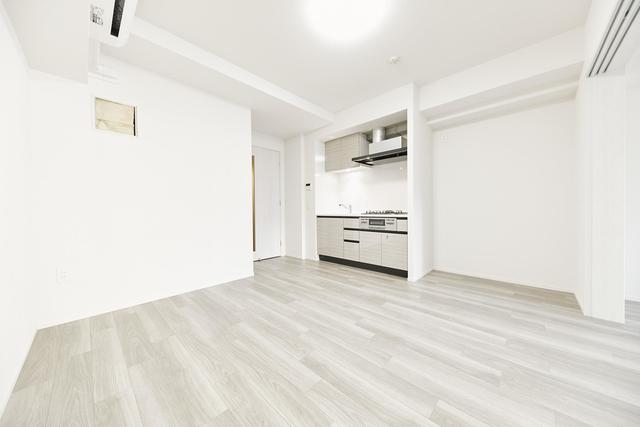 キッチンも白で統一されてます！
※写真は同タイプ住戸です。