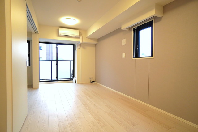 13.4帖の広々リビング※写真は同タイプ住戸です。