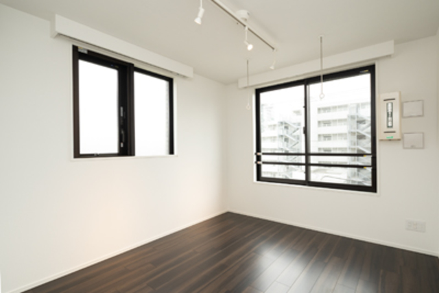 4階角部屋で、2面採光です
※写真は同タイプ住戸です。