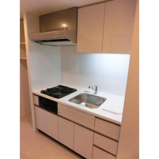 ガスコンロが導入されたキッチン。※写真は同タイプ住戸です。