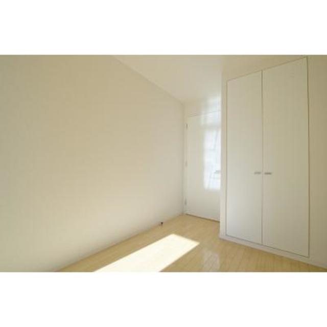 洋室はコンパクト
※写真は同タイプ住戸です。
