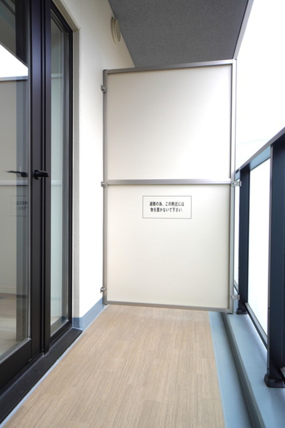 バルコニーの様子。※写真は同タイプ住戸です。