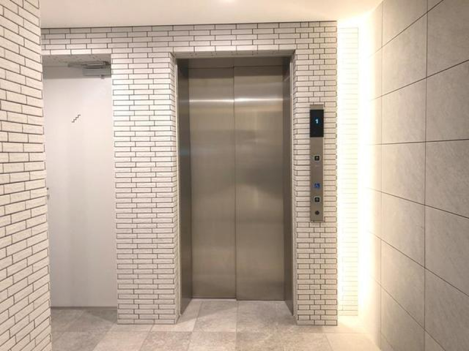 エレベーター付き