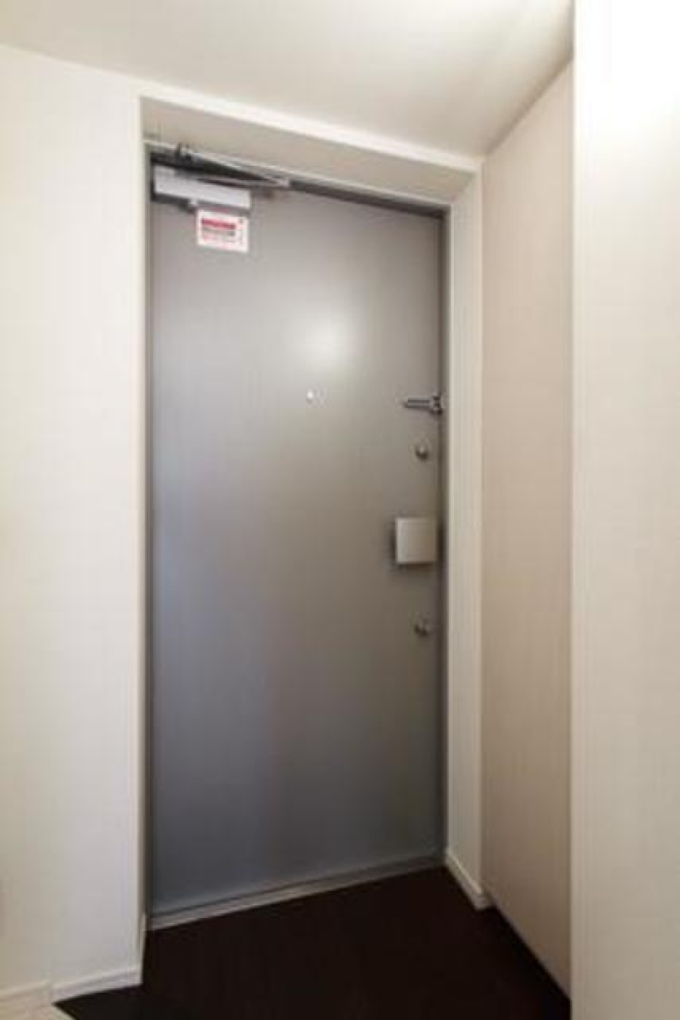 玄関の様子※写真は同タイプ住戸です。