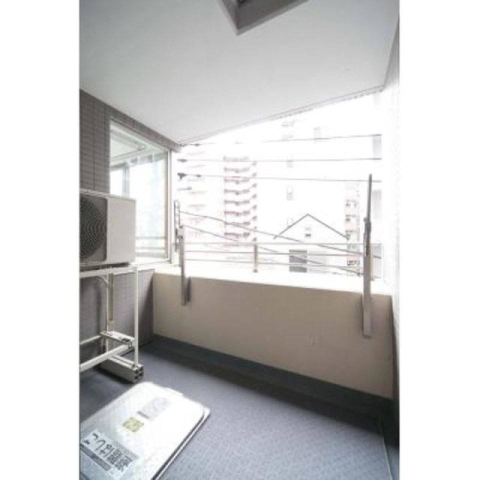 バルコニーの様子。※写真は同タイプ住戸です。
