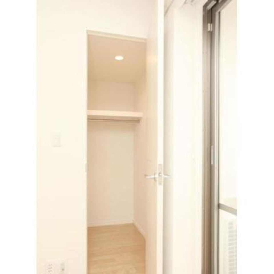 クローゼット付き
※写真は同タイプ住戸です。
