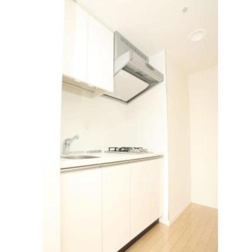 真っ白なキッチン
※写真は同タイプ住戸です。