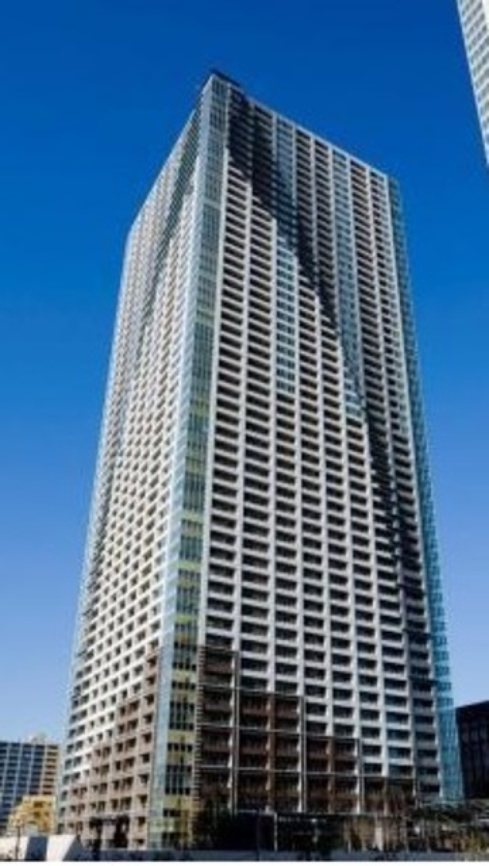 58階建ての高層ビルです