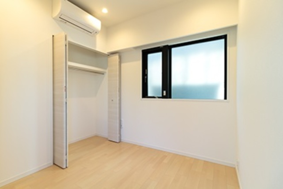 3.9帖のベッドルームにはクローゼットが完備です。※写真は同タイプ住戸です。