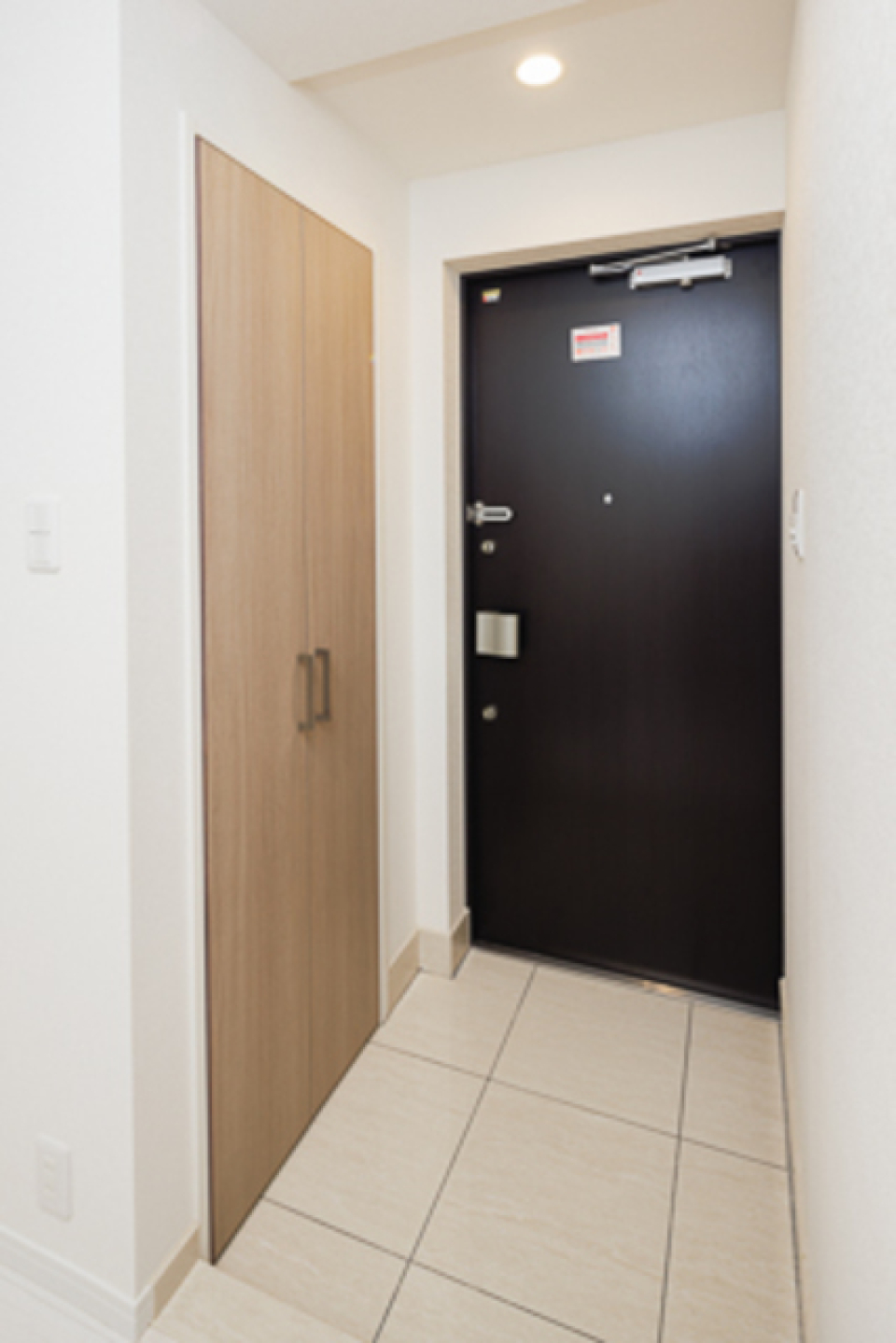玄関も広々としています！
※写真は同タイプ住戸です。