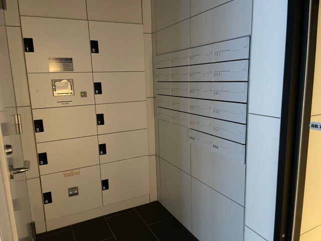 宅配BOX
ログ銀座イースト