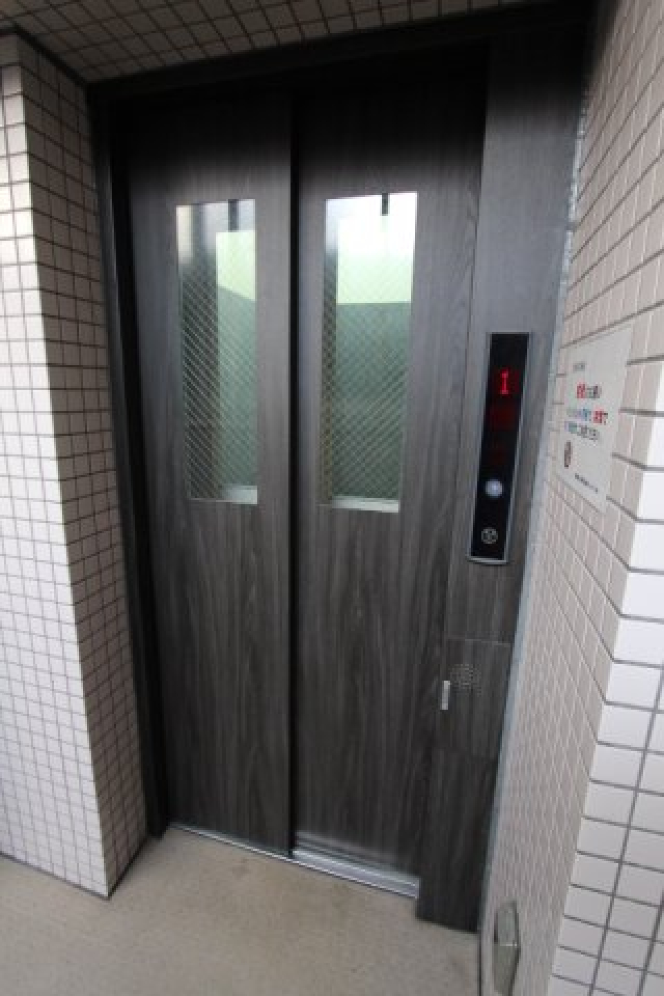 エレベータ―