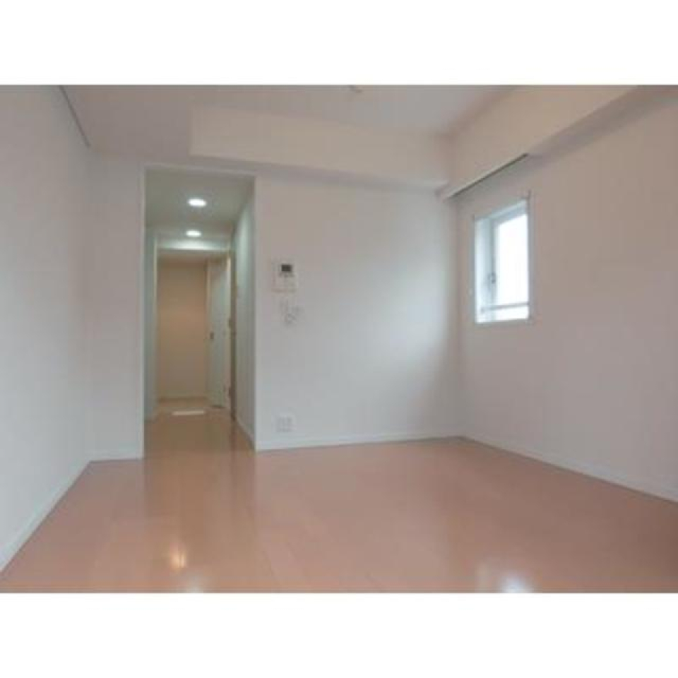 7.0帖の洋室です。※写真は同タイプ住戸です。