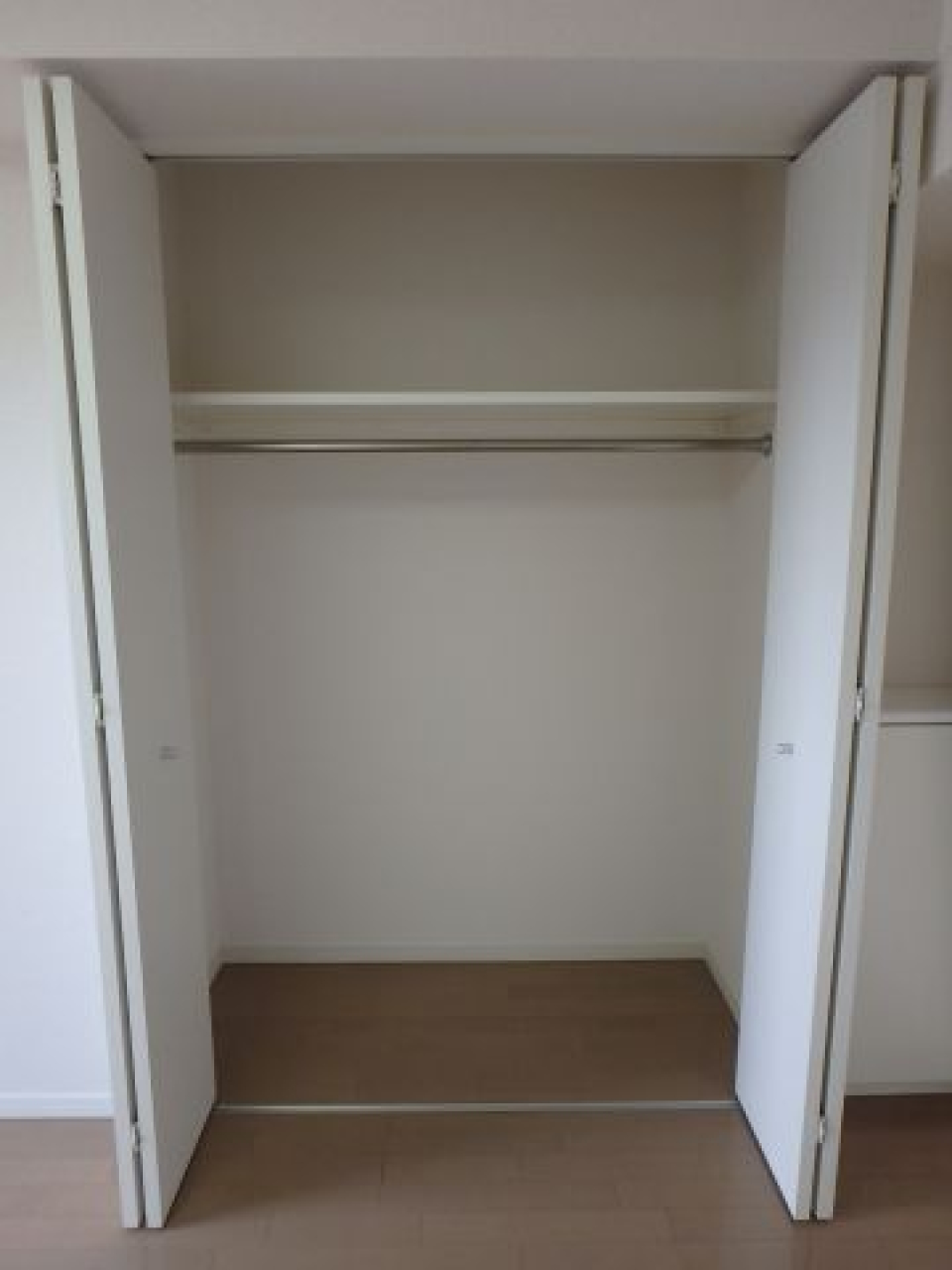 収納はたっぷり入りそうですね。
※参考写真