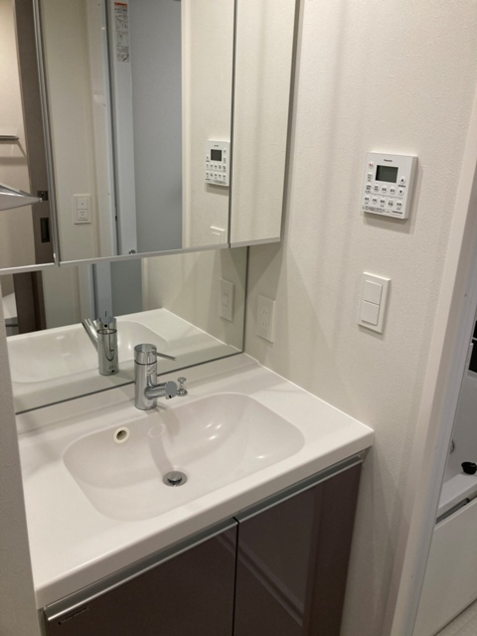 嬉しい独立洗面台。※写真は同タイプ住戸です。