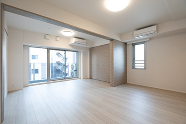 明るいLDK
※写真は同タイプ住戸です。