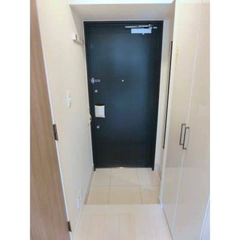 玄関はシックに。
そして、シューズＢＯＸもついています！
※写真は同タイプ住戸です。