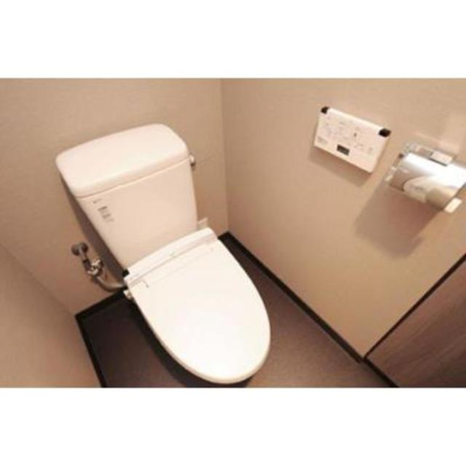 こちらもベージュが落ち着いた空間を演出しています。※写真は同タイプ住戸です。