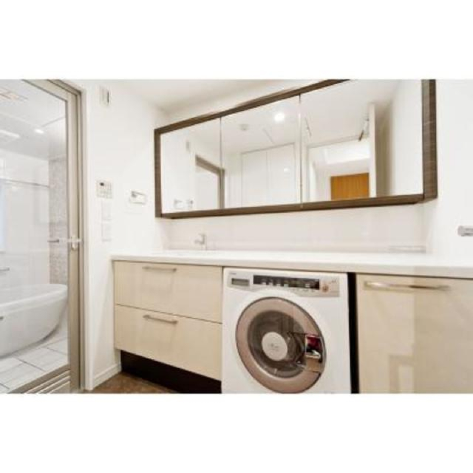 洗濯機は埋め込まれています！※写真は同タイプ住戸です。
