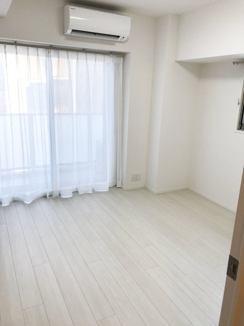 7.1帖の洋室です。
※写真は同タイプ住戸です。