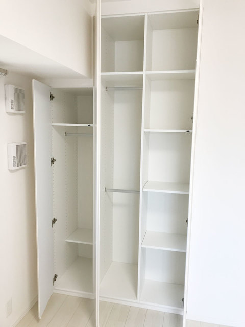 嬉しいクローゼット付きです。
※写真は同タイプ住戸です。